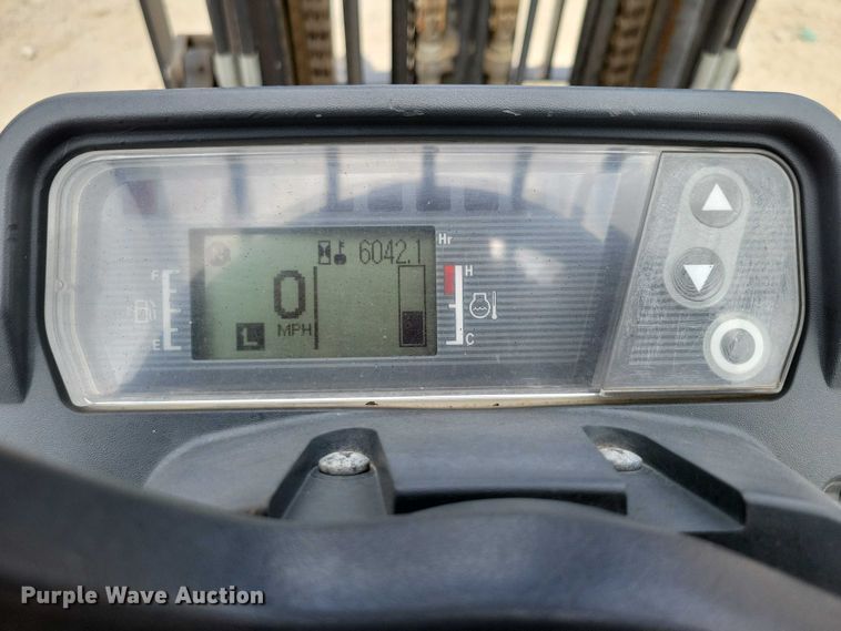 image for item DZ6510 Caterpillar GP35N forklift