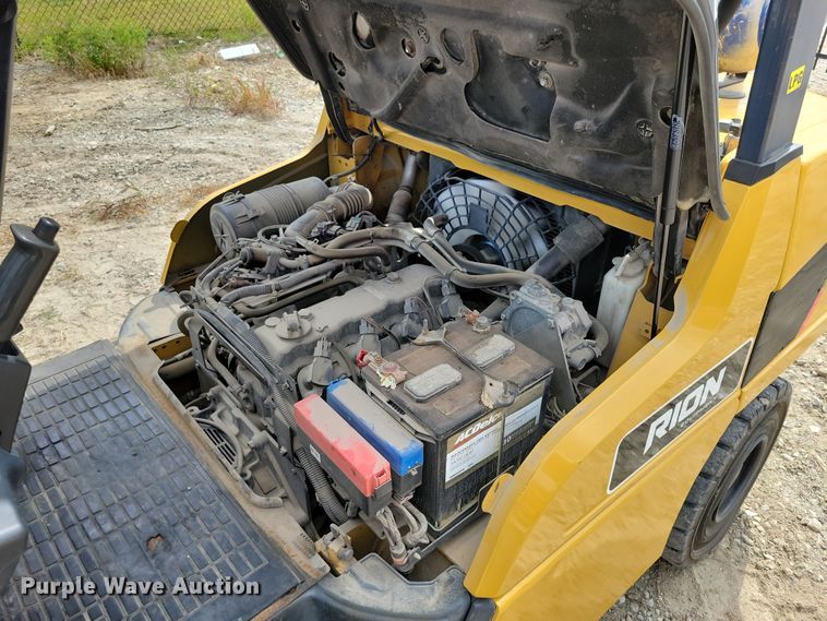 image for item DZ6510 Caterpillar GP35N forklift