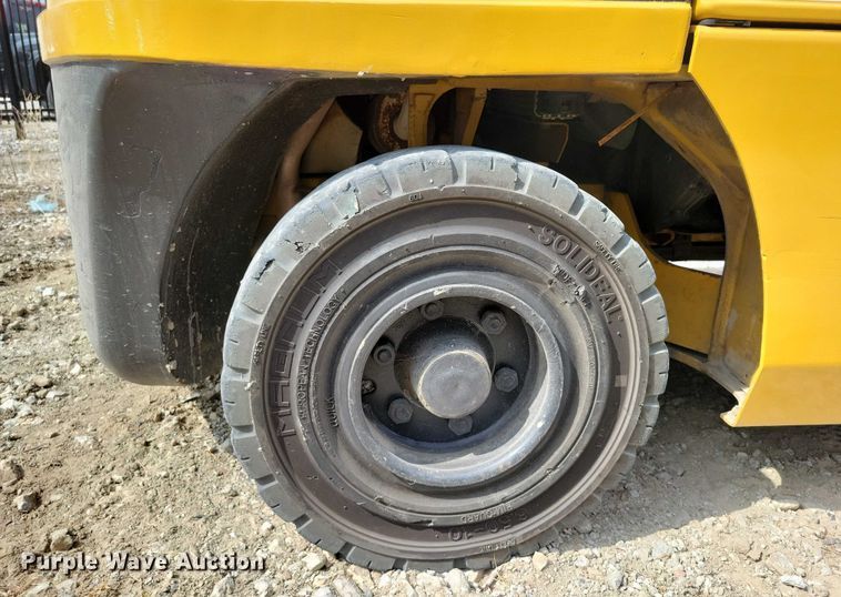 image for item DZ6510 Caterpillar GP35N forklift