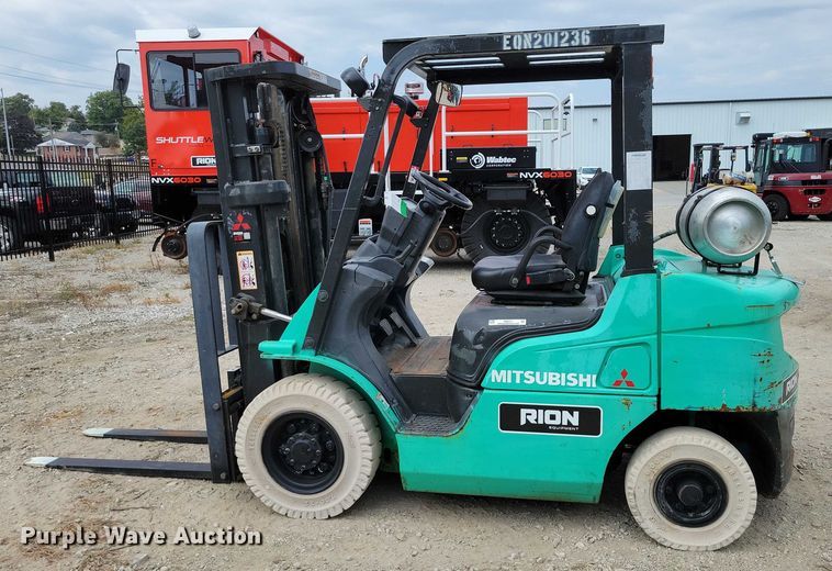 image for item DZ6511 Mitsubishi FG25N forklift