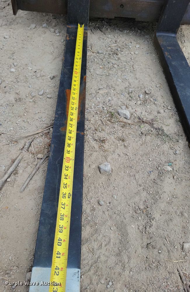 image for item DZ6511 Mitsubishi FG25N forklift