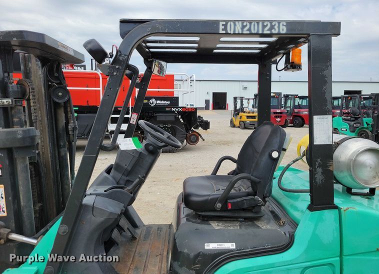 image for item DZ6511 Mitsubishi FG25N forklift