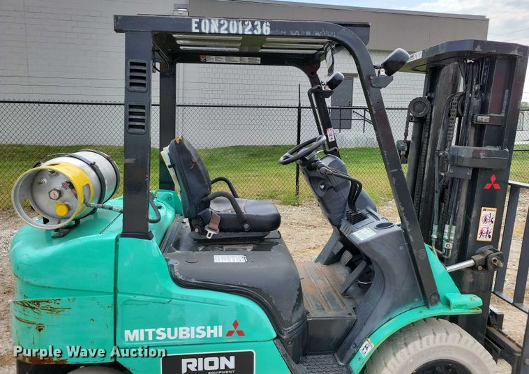 image for item DZ6511 Mitsubishi FG25N forklift