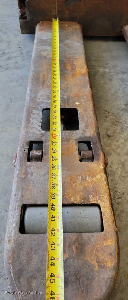 image for item DZ6514 Jungheinrich ECR 327 pallet jack