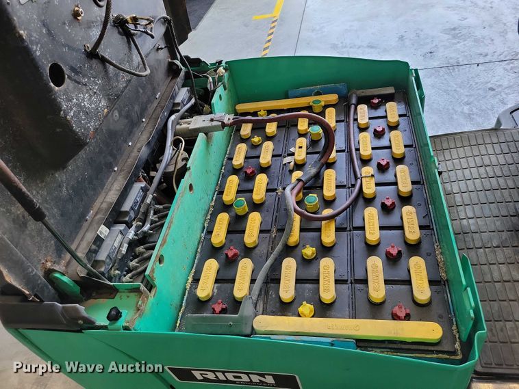 image for item DZ6516 Mitsubishi FB20PNT forklift