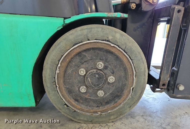 image for item DZ6516 Mitsubishi FB20PNT forklift