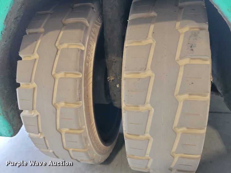 image for item DZ6516 Mitsubishi FB20PNT forklift