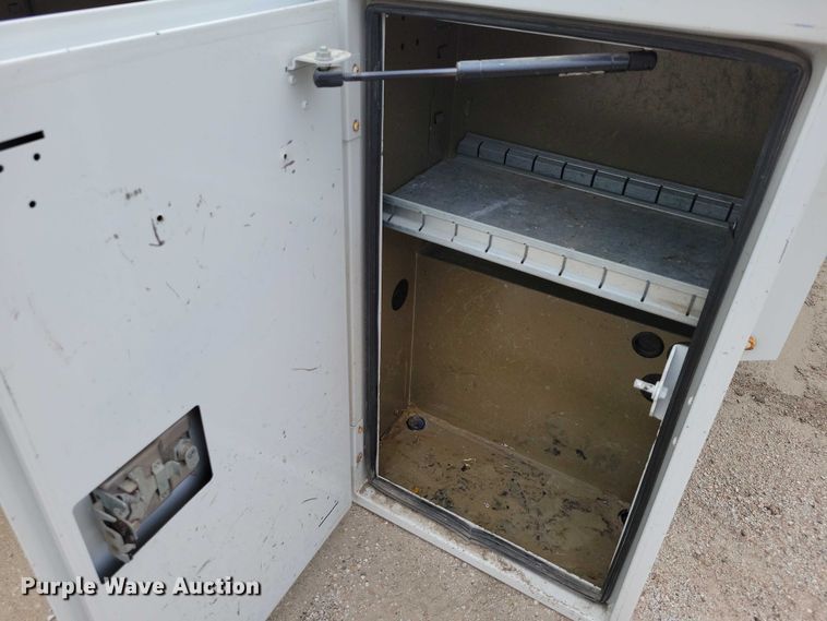 image for item DZ6534 Palfinger utility pickup truck bed