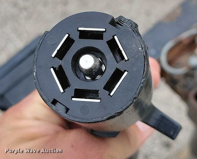 image for item DZ6536 2009 D&K utility trailer