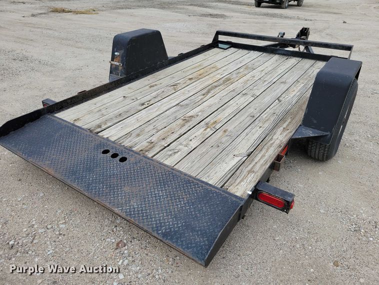 image for item DZ6536 2009 D&K utility trailer