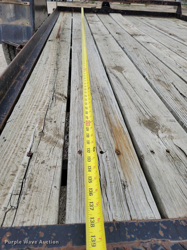 image for item DZ6537 2007 D and K tilt deck utility trailer