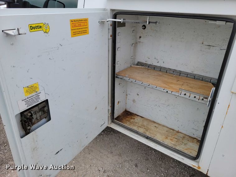 image for item DZ6538 2006 Chevrolet Silverado 2500HD utility bed pickup truck