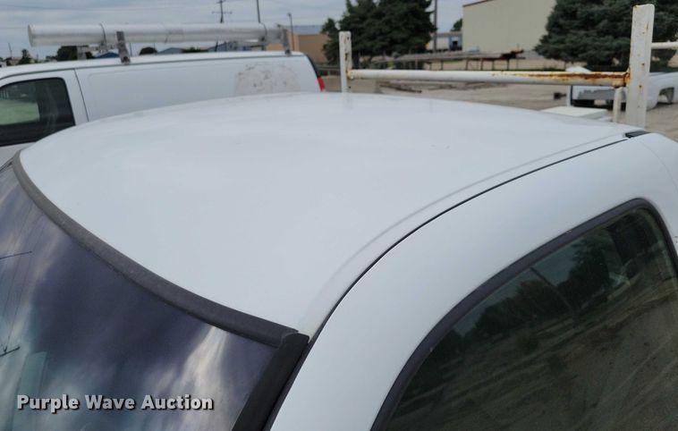 image for item DZ6538 2006 Chevrolet Silverado 2500HD utility bed pickup truck