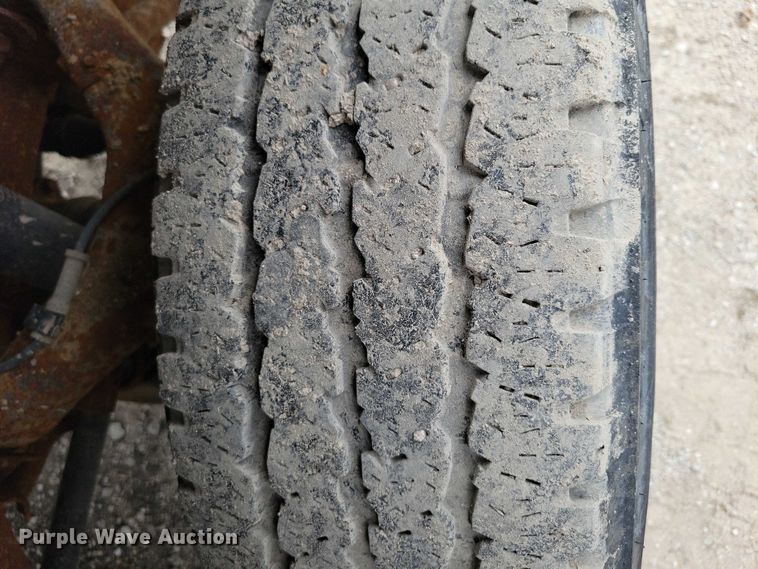 image for item DZ6538 2006 Chevrolet Silverado 2500HD utility bed pickup truck