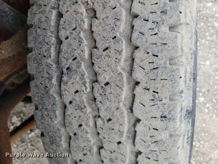 image for item DZ6538 2006 Chevrolet Silverado 2500HD utility bed pickup truck