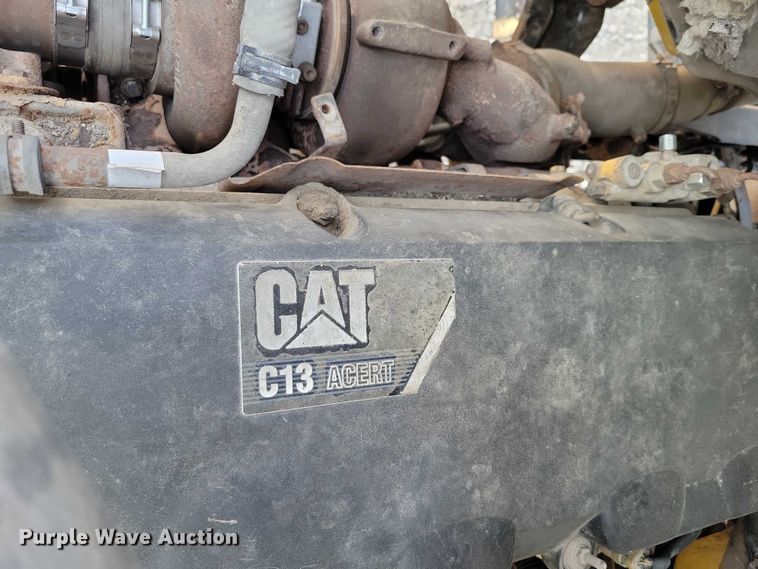 image for item DZ6541 2008 Sterling LT9500 truck cab and chassis