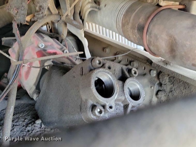 image for item DZ6542 2006 Volvo VHD truck cab and chassis