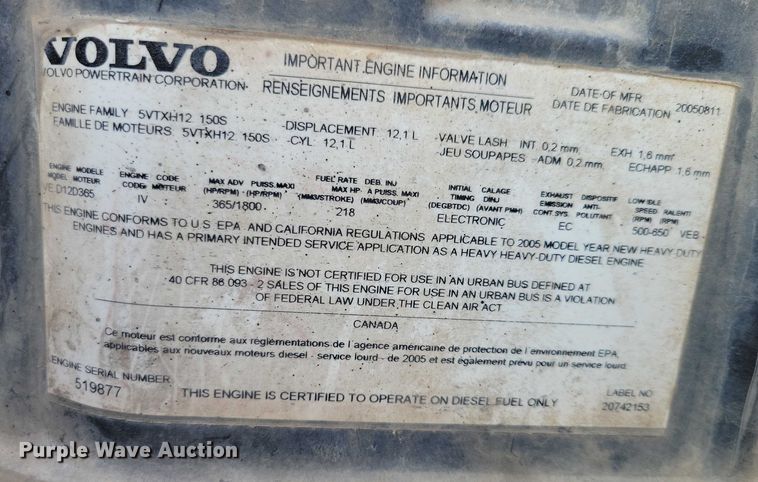 image for item DZ6542 2006 Volvo VHD truck cab and chassis