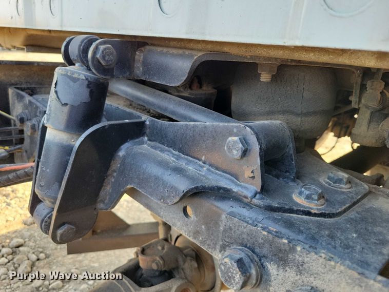 image for item DZ6543 2007 International  4300 Crew Cab truck cab and chassis