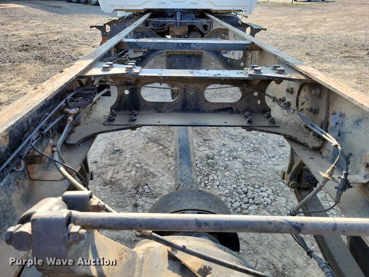 image for item DZ6543 2007 International  4300 Crew Cab truck cab and chassis