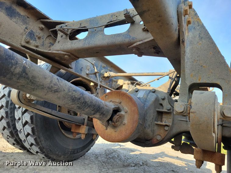 image for item DZ6543 2007 International  4300 Crew Cab truck cab and chassis