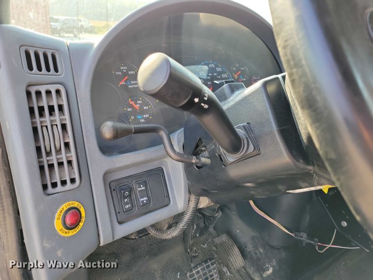 image for item DZ6543 2007 International  4300 Crew Cab truck cab and chassis