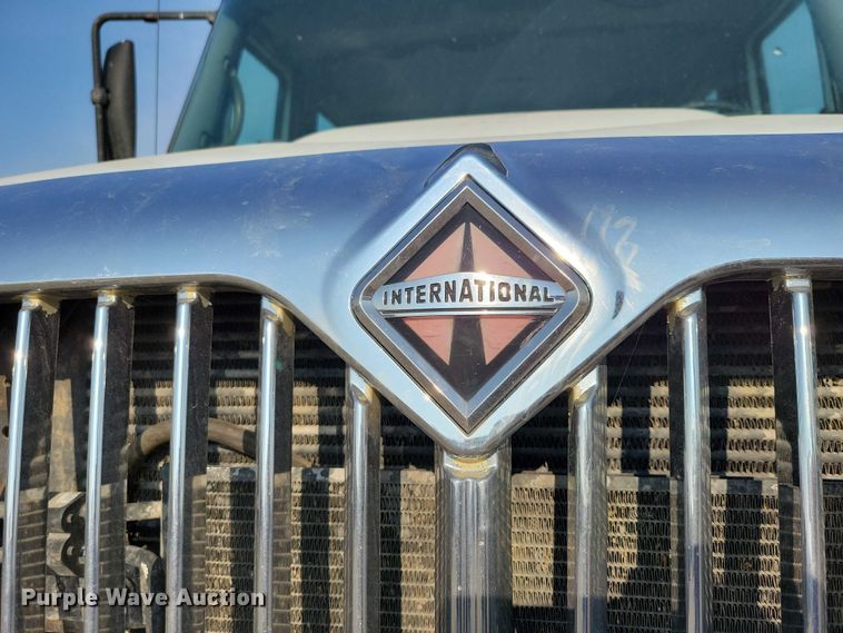 image for item DZ6543 2007 International  4300 Crew Cab truck cab and chassis