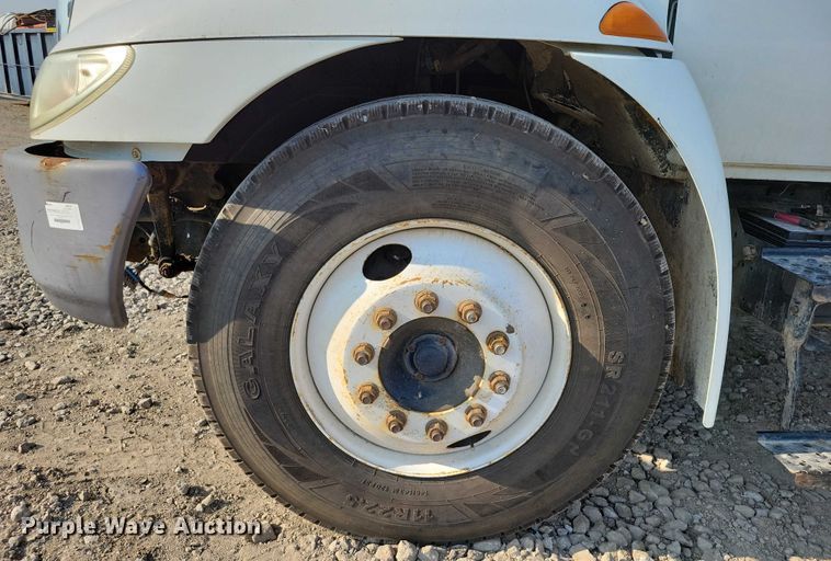 image for item DZ6543 2007 International  4300 Crew Cab truck cab and chassis