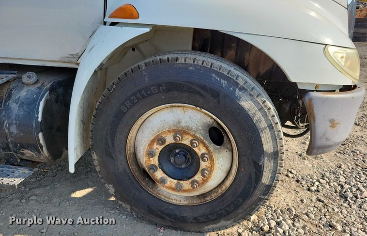 image for item DZ6543 2007 International  4300 Crew Cab truck cab and chassis