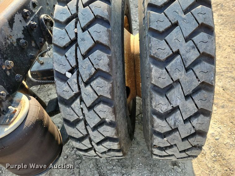 image for item DZ6543 2007 International  4300 Crew Cab truck cab and chassis