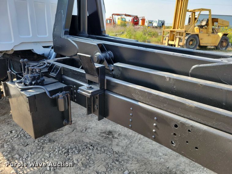 image for item DZ6544 1991 Chevrolet  Kodiak hook lift truck