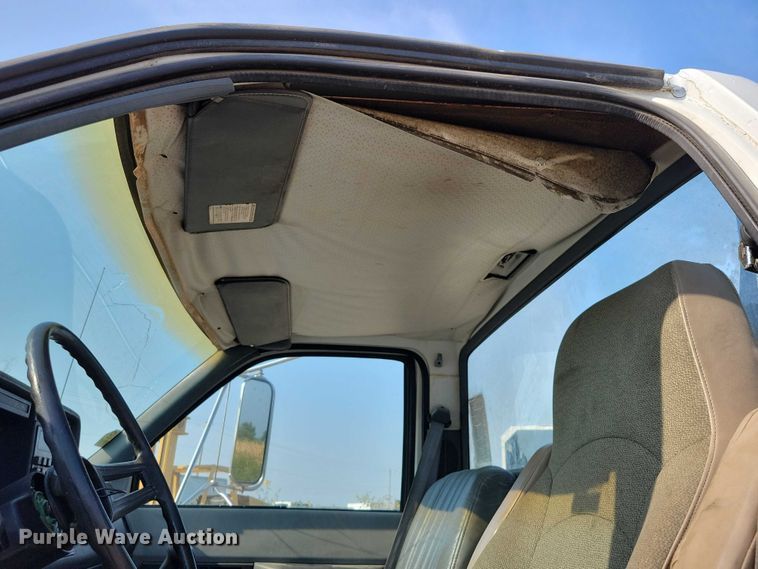 image for item DZ6544 1991 Chevrolet  Kodiak hook lift truck