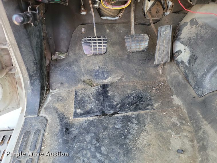 image for item DZ6544 1991 Chevrolet  Kodiak hook lift truck