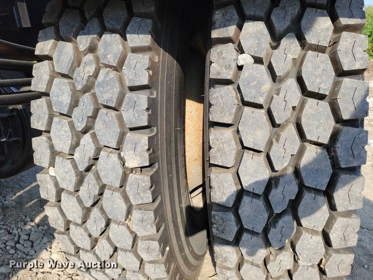 image for item DZ6544 1991 Chevrolet  Kodiak hook lift truck