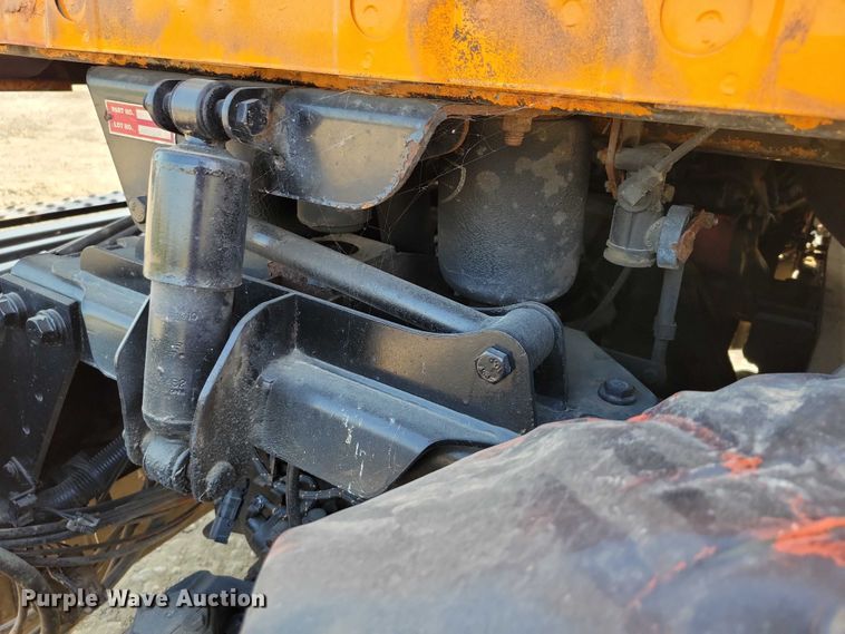 image for item DZ6545 2009 International  7600 Work Star truck cab and chassis