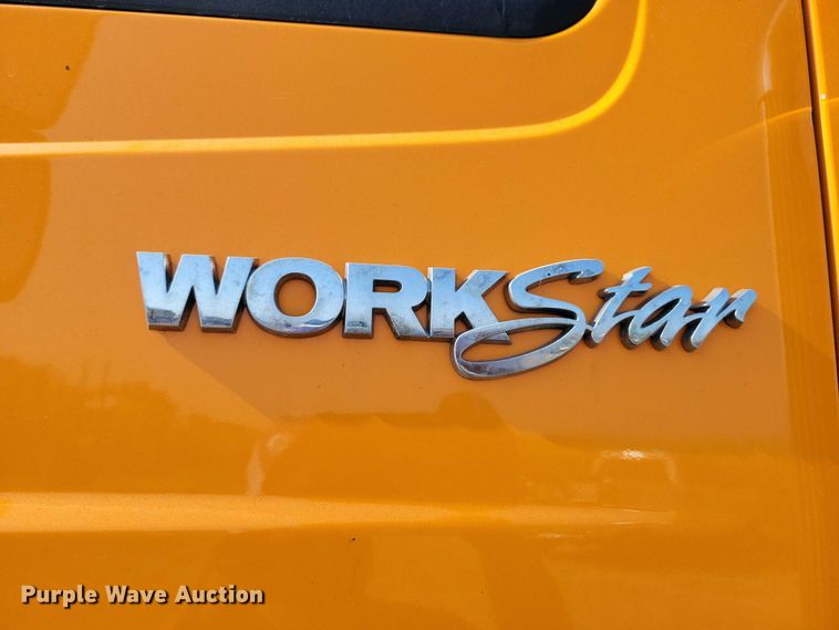 image for item DZ6545 2009 International  7600 Work Star truck cab and chassis