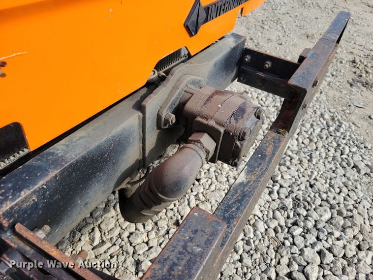 image for item DZ6546 2001 International  4700 bucket truck