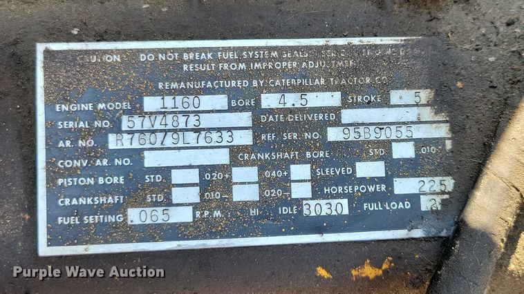 image for item DZ6547 Caterpillar  Towmotor V225 forklift