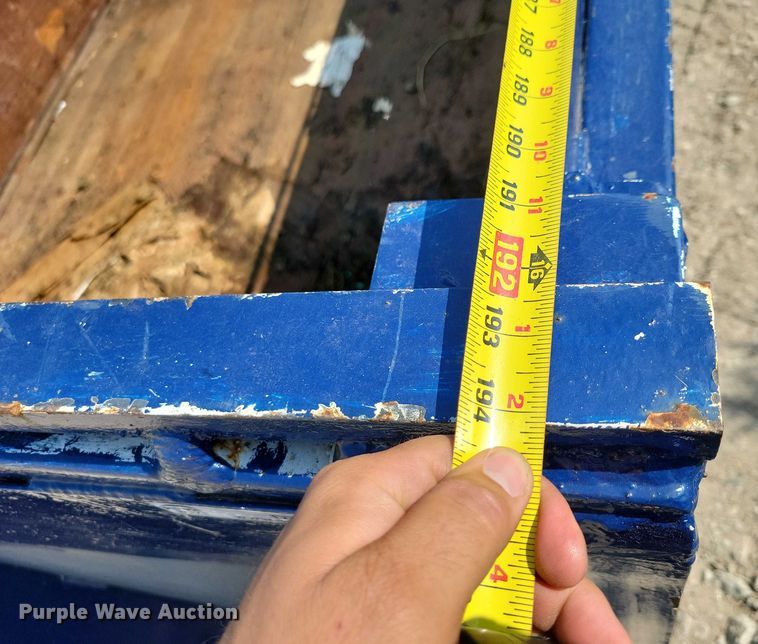 image for item DZ6550 Roll-off dumpster