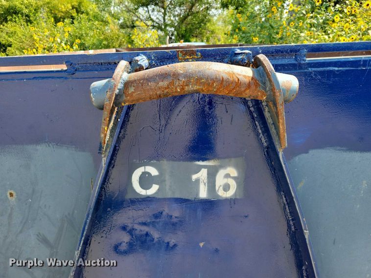 image for item DZ6550 Roll-off dumpster