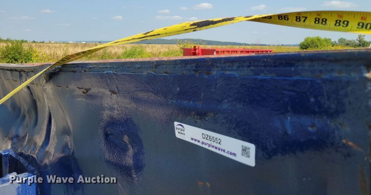 image for item DZ6552 Roll-off dumpster