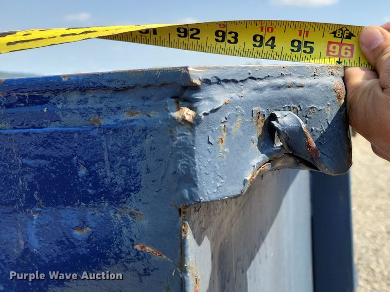 image for item DZ6552 Roll-off dumpster