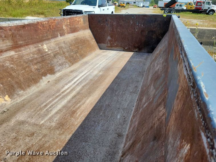 image for item DZ6553 Roll-off dumpster