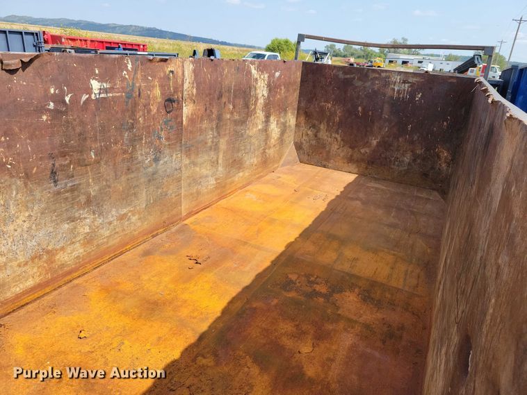 image for item DZ6555 Roll-off dumpster