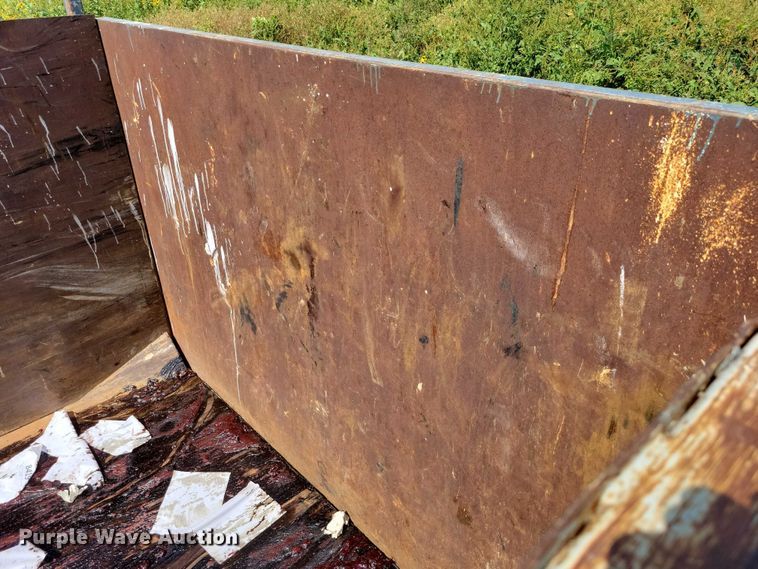 image for item DZ6556 Roll-off dumpster