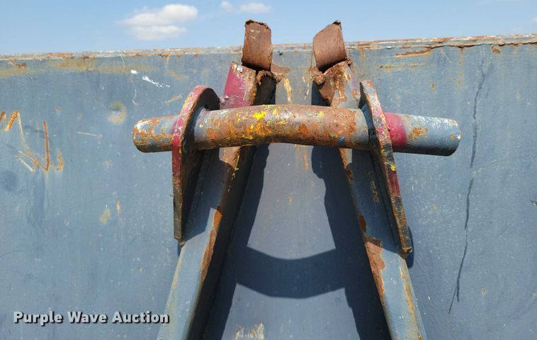 image for item DZ6556 Roll-off dumpster