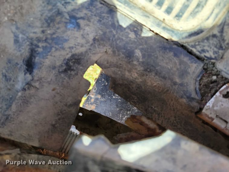 image for item DZ6562 1992 International  4900 hook lift truck