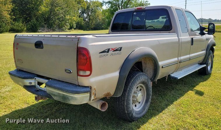image for item DZ6563 1999 Ford F250 SuperCab pickup truck
