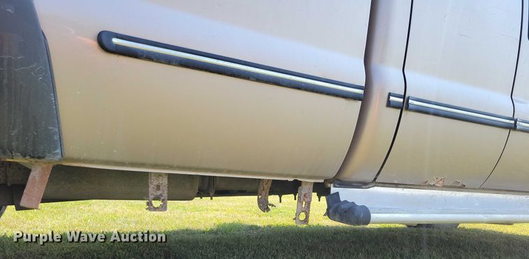 image for item DZ6563 1999 Ford F250 SuperCab pickup truck