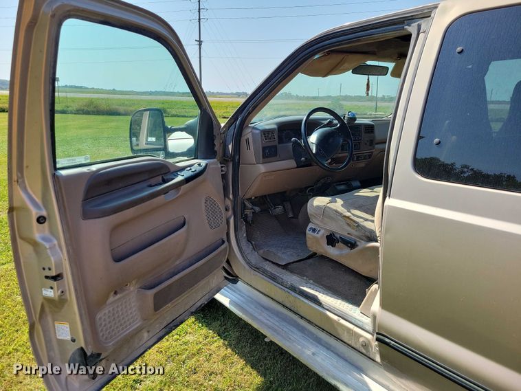 image for item DZ6563 1999 Ford F250 SuperCab pickup truck